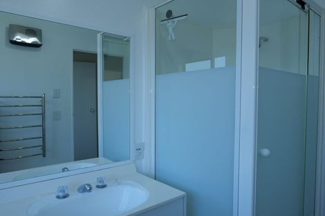 Photo of property in 34 Rosewood Place, Paraparaumu, 5032