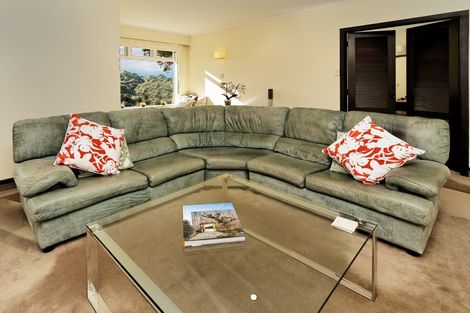 Photo of property in 23 Wood Bay Road, Titirangi, Auckland, 0604