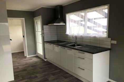 Photo of property in 24a Pohutukawa Drive, Owhata, Rotorua, 3010