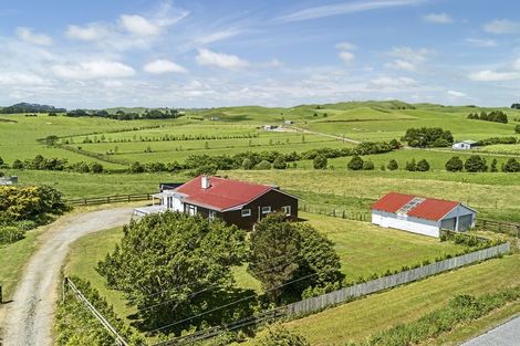 Photo of property in 99 Mangaotea Road, Ratapiko, Inglewood, 4390