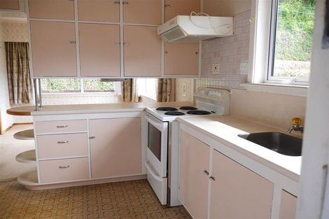 Photo of property in 117c Seaview Road, Westown, New Plymouth, 4310