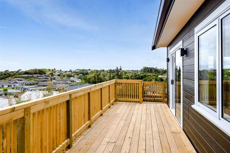 Photo of property in 22a Maple Crescent, Whalers Gate, New Plymouth, 4310