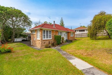Photo of property in 86 Titirangi Road, New Lynn, Auckland, 0600