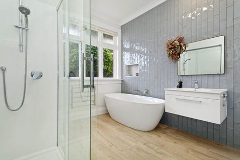 Photo of property in 7 Lawrence Street, Newtown, Wellington, 6021