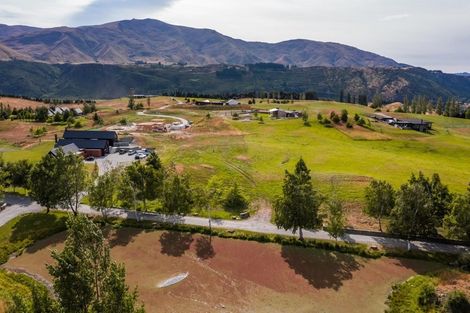 Photo of property in 4 Bendemeer Lane, Lake Hayes, Queenstown, 9371