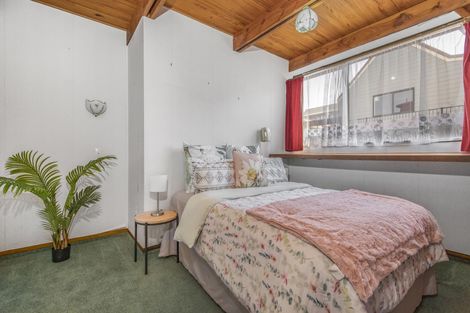 Photo of property in 54 Carnoustie Drive, Wattle Downs, Auckland, 2103