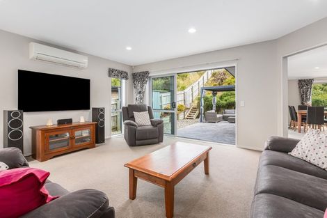 Photo of property in 17 Kaimai Place, Aotea, Porirua, 5024