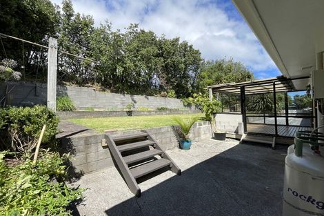 Photo of property in 37 Herekawe Drive, Spotswood, New Plymouth, 4310