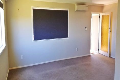 Photo of property in 2/167 Royal Road, Massey, Auckland, 0614