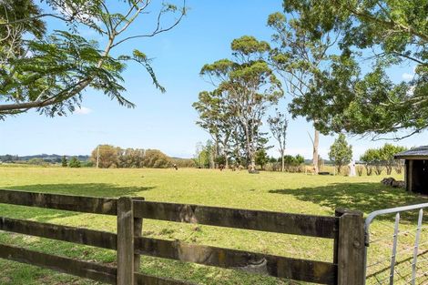 Photo of property in 428 Waimate Road North, Kerikeri, 0293