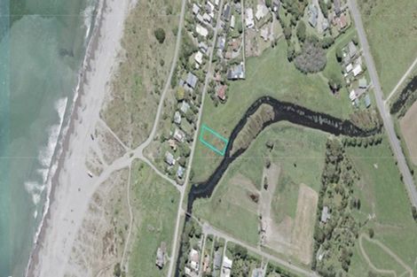 Photo of property in 40 Kapiti Lane, Otaki Beach, Otaki, 5512