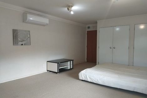 Photo of property in 25 Northpark Avenue, Northpark, Auckland, 2013