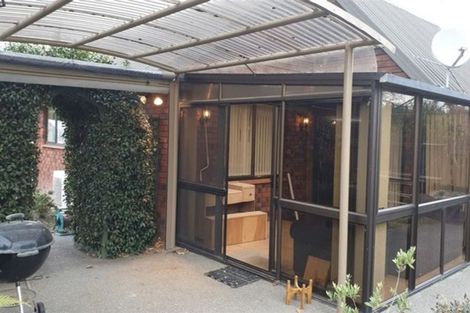 Photo of property in 3 Elsom Lane, Avonhead, Christchurch, 8042