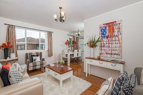 Photo of property in 9 Tangelo Place, Bucklands Beach, Auckland, 2012