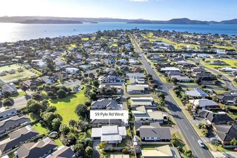 Photo of property in 59 Pyle Road West, One Tree Point, 0118