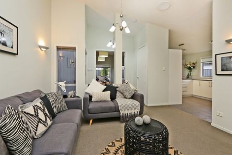 Photo of property in 14 Pacific Avenue, Poraiti, Napier, 4112