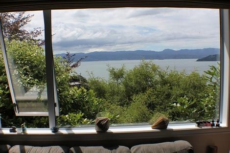 Photo of property in 2/89 Barnard Street, Wadestown, Wellington, 6012