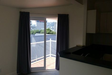 Photo of property in 18 Hill Street, Thorndon, Wellington, 6011