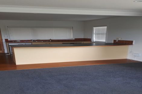 Photo of property in 1/32 Hellyers Street, Birkdale, Auckland, 0626