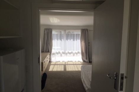 Photo of property in 594 Barbadoes Street, Edgeware, Christchurch, 8013