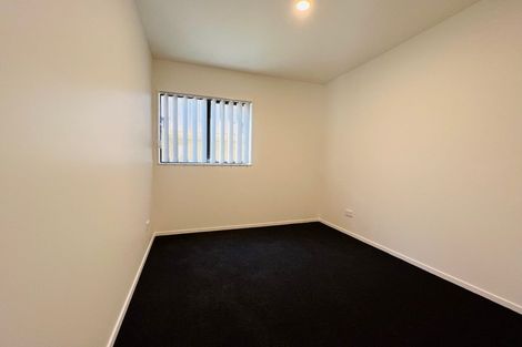 Photo of property in 24 Black Beech Crescent, Takanini, 2110