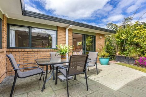 Photo of property in 1 Astor Place, Orewa, 0931