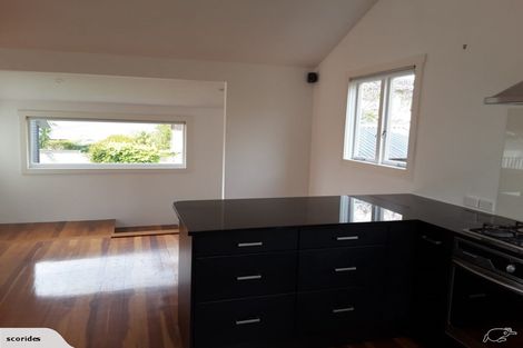 Photo of property in 2/128 Aberdeen Road, Campbells Bay, Auckland, 0620
