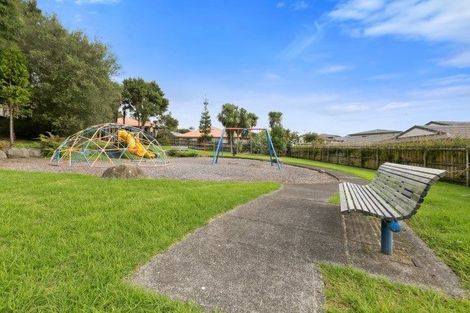 Photo of property in 16 Montana Drive, Pyes Pa, Tauranga, 3112