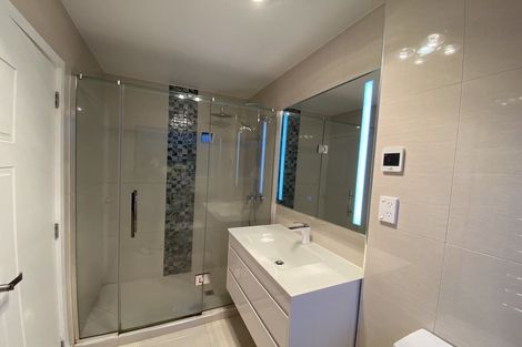 Photo of property in 70 Headland Drive, Long Bay, Auckland, 0630