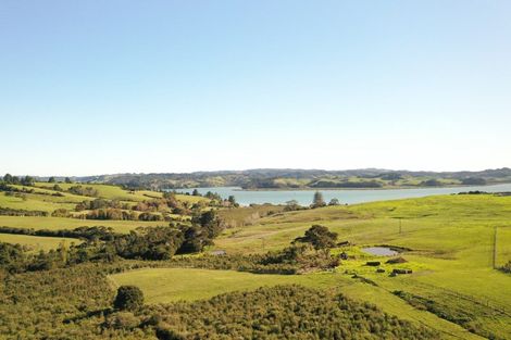 Photo of property in 70 Captain Kasper Rise, Snells Beach, 0920