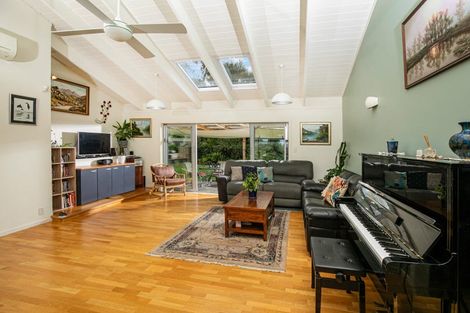 Photo of property in 140 The Avenue, Lucas Heights, Auckland, 0632