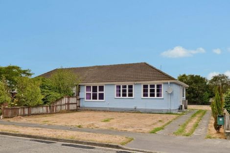 Photo of property in 2/45 Dickson Crescent, Hornby, Christchurch, 8042