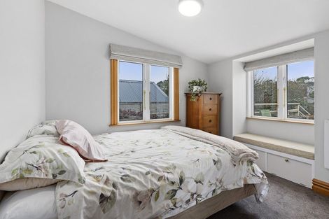 Photo of property in 16 Farm Road, Northland, Wellington, 6012