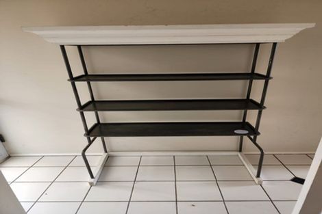 Photo of property in 1/212 Sunnynook Road, Totara Vale, Auckland, 0627