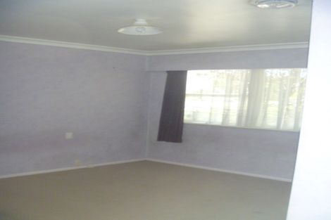 Photo of property in 15 Gills Avenue, Papakura, 2110