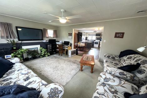 Photo of property in 10 Mangarino Street, Te Kuiti, 3910