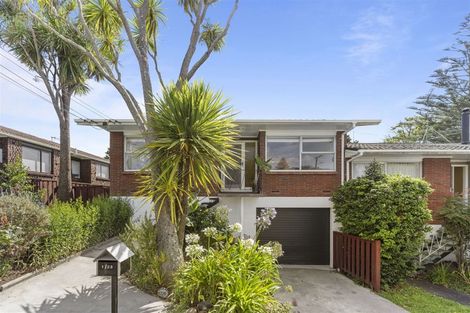 Photo of property in 1/23 Liston Crescent, Cockle Bay, Auckland, 2014