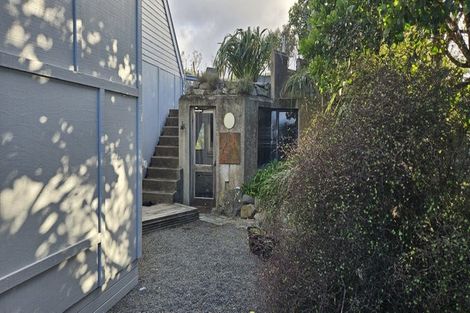 Photo of property in 74 Frobisher Street, Island Bay, Wellington, 6023