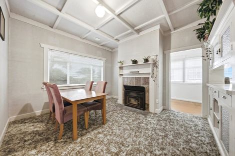 Photo of property in 42 Lippiatt Road, Otahuhu, Auckland, 1062
