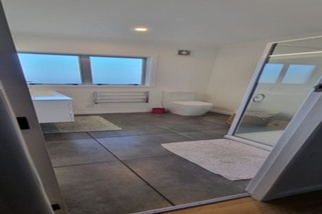 Photo of property in 11 Fenton Terrace, Cockle Bay, Auckland, 2014