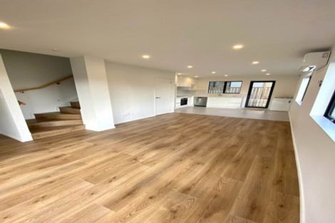 Photo of property in 1a Dundale Avenue, Blockhouse Bay, Auckland, 0600