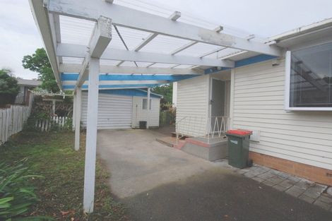 Photo of property in 14 Minaret Drive, Bucklands Beach, Auckland, 2014