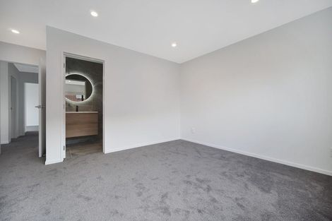 Photo of property in 62a Glenmore Road, Sunnyhills, Auckland, 2010