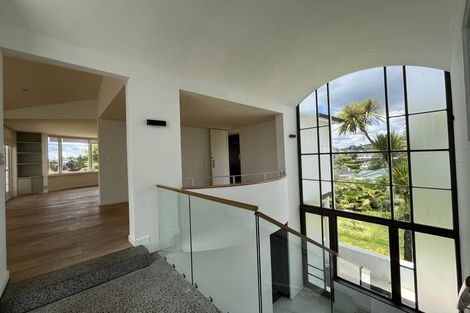 Photo of property in 27 Palmer Crescent, Mission Bay, Auckland, 1071