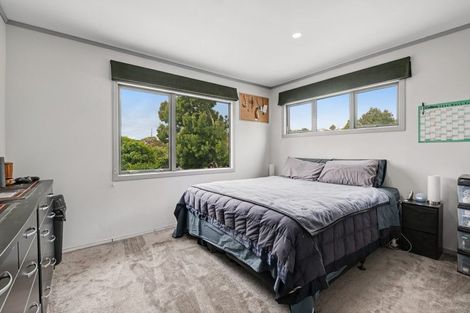 Photo of property in 1 Devonshire Road, Unsworth Heights, Auckland, 0632