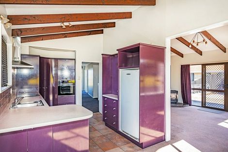 Photo of property in 9 Perth Street, South Hill, Oamaru, 9400