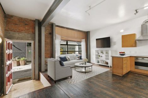 Photo of property in 4/20 Egmont Street, Te Aro, Wellington, 6011