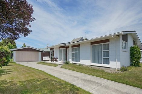 Photo of property in 4 Mendip Place, Casebrook, Christchurch, 8051