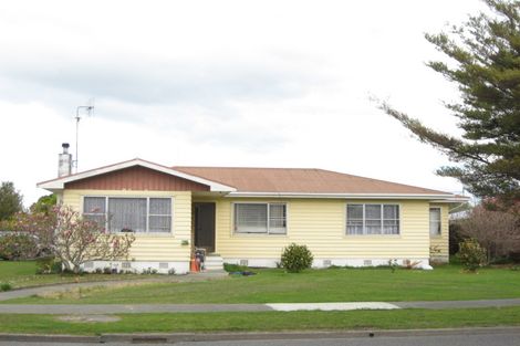 Photo of property in 16 Trinity Crescent, Pirimai, Napier, 4112