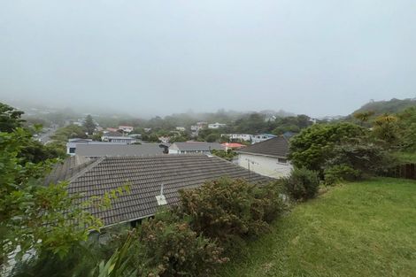 Photo of property in 2 Thurleigh Grove, Karori, Wellington, 6012